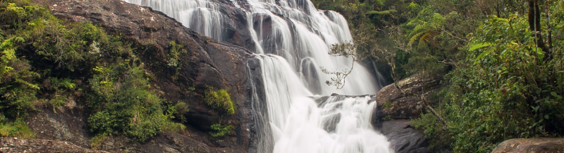 Chutes d'eau Baker, parc national Horton Plains, Sri Lanka.