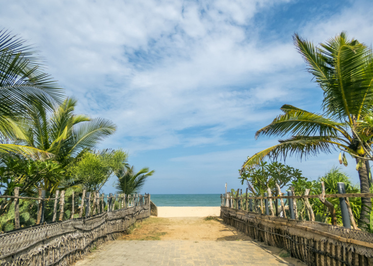 PLAGE ARUGAM BAY