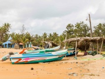 plage negombo bateaux