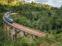 Train à Ella